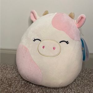 Squishmallow Caedyn the Cow